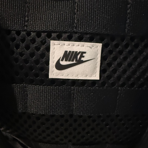 Nike Black Mesh Tote Bag - Picture 2 of 13